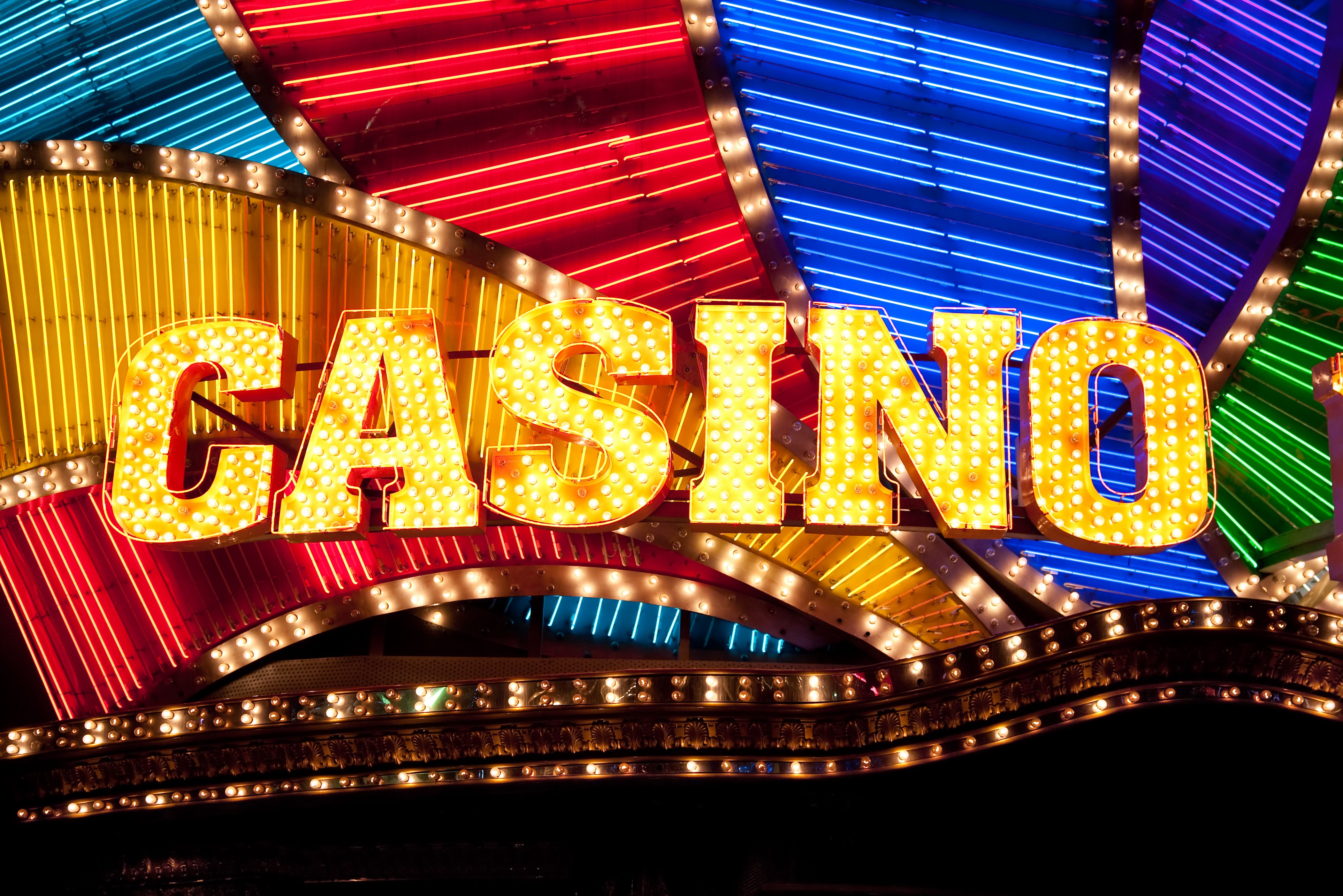 Slot Oyuncusunda Güçlü Sembol Kombinasyonları Nasıl Yakalarsın?